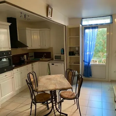Noemie F3 Accessible Pmr Apartmán Lamalou-les-Bains