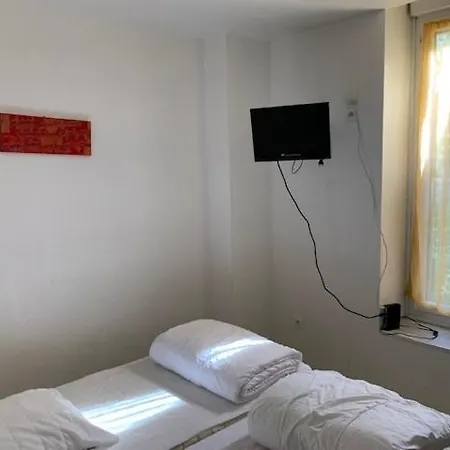 Noemie F3 Accessible Pmr Apartmán Lamalou-les-Bains